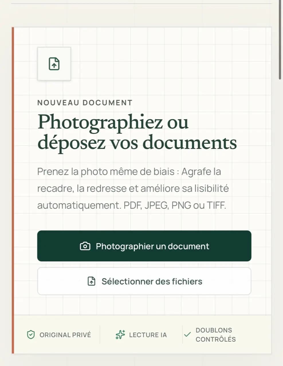 Écran Agrafe permettant de photographier un document ou de sélectionner des fichiers